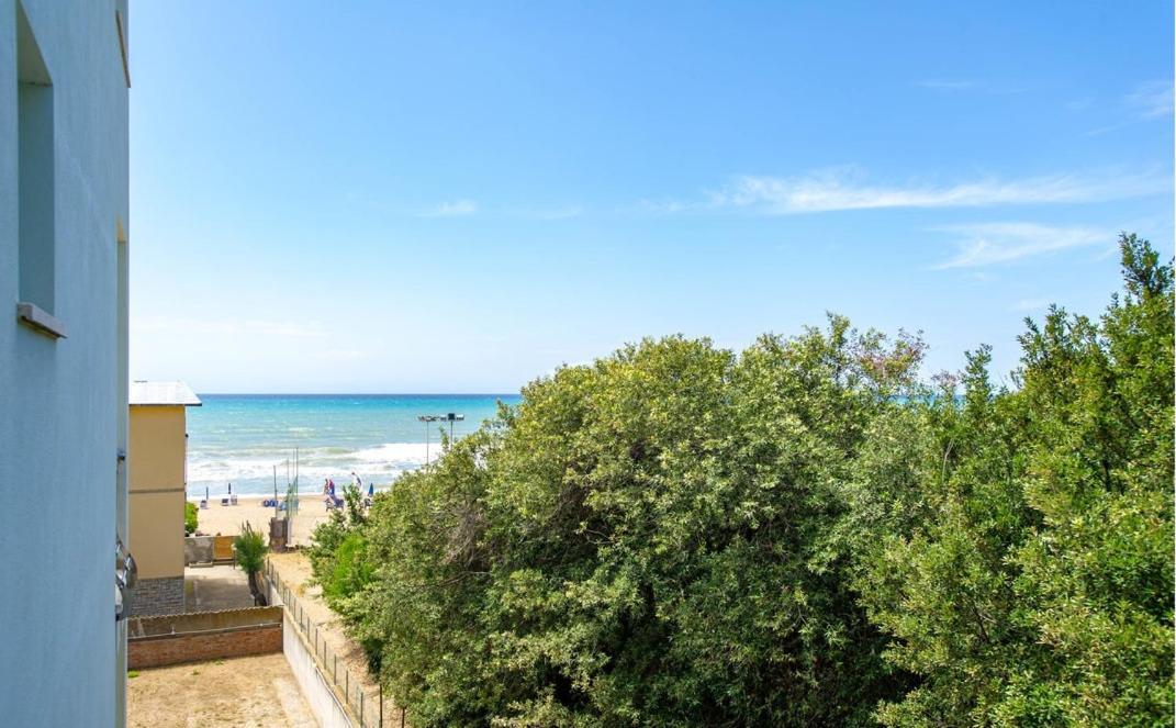 סן וינצ'נזו Hotel Aurora מראה חיצוני תמונה